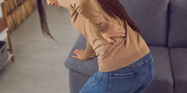 Sharp Tingling Pain from Lower Back to Leg? It Could Be Sciatica – Recognize the Signs Early