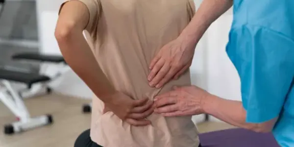 Why Early Diagnosis of Spine Disorders Improves Surgical Outcomes